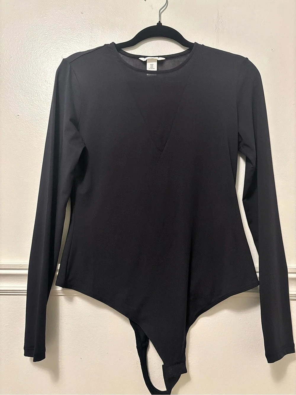 H&Medium Long Sleeve Black Bodysuit Size Medium Like New